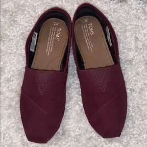 Toms Maroon Slip-ons